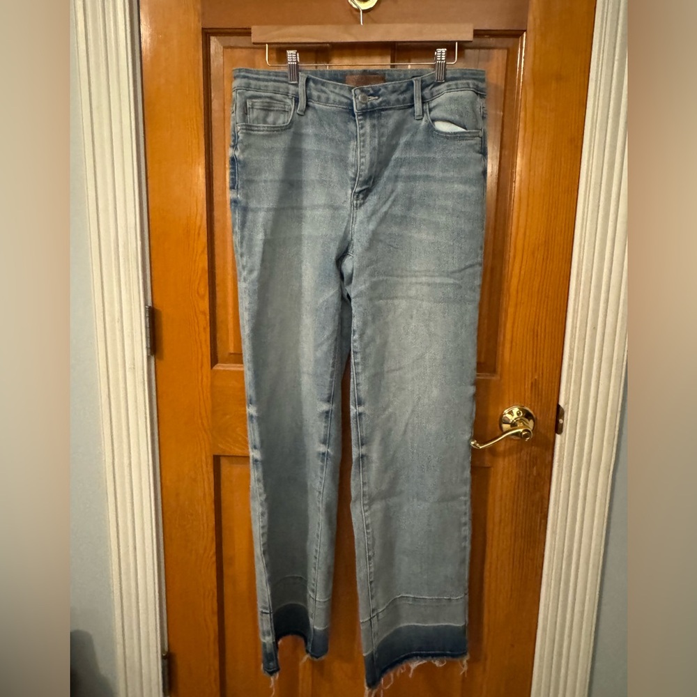 Judy Blue Light Wash Denim Jeans